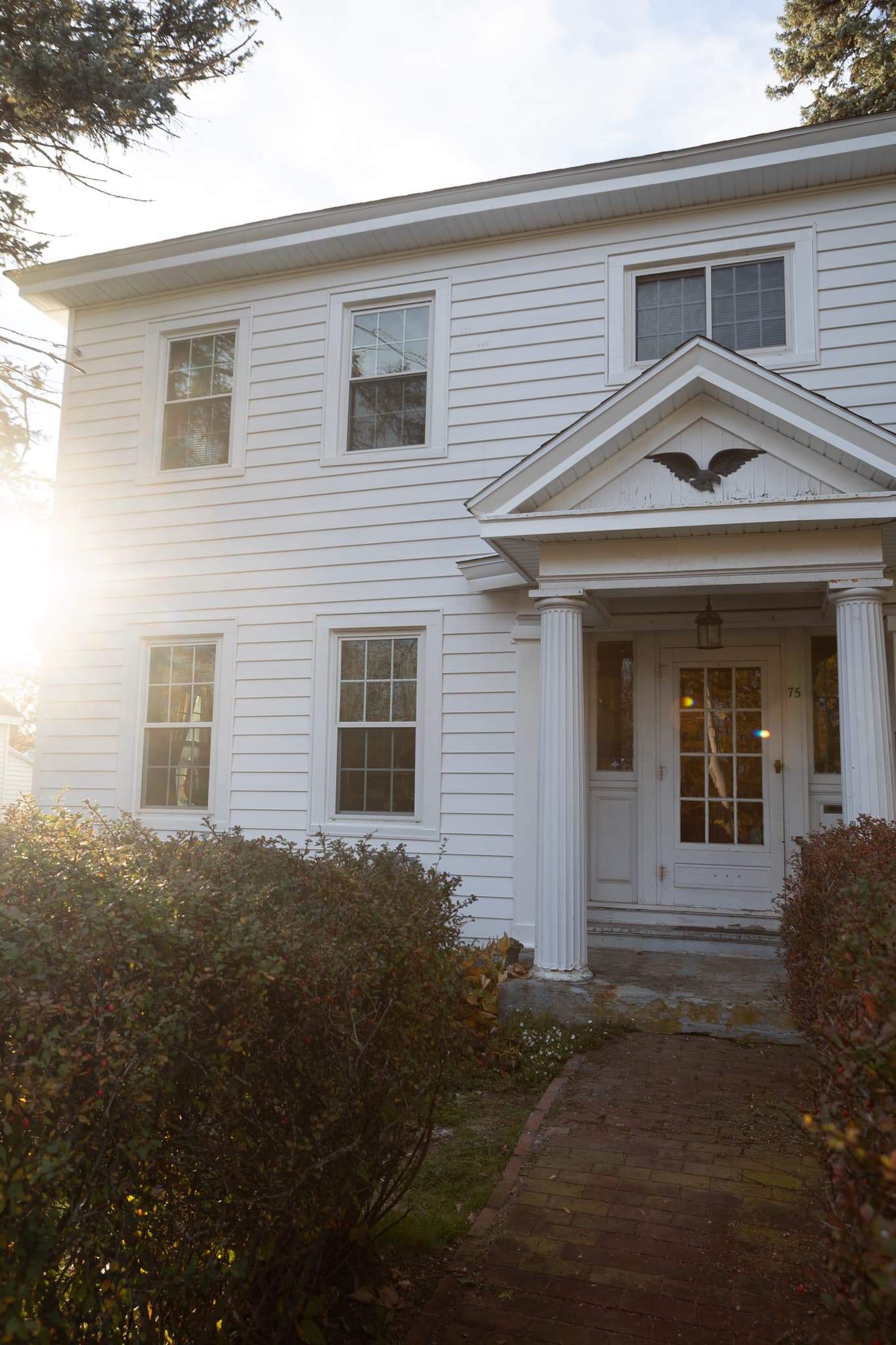 Exterior of a beautiful home served by New York Sash